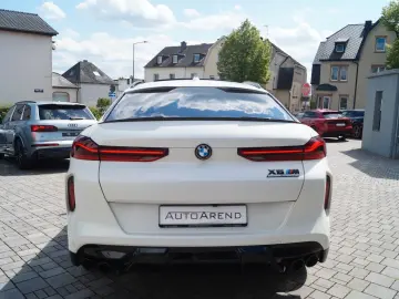 X6 M Competition *Facelift, Frozen white, Sky*