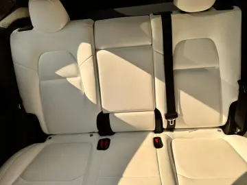 Tesla Model Y Long Range