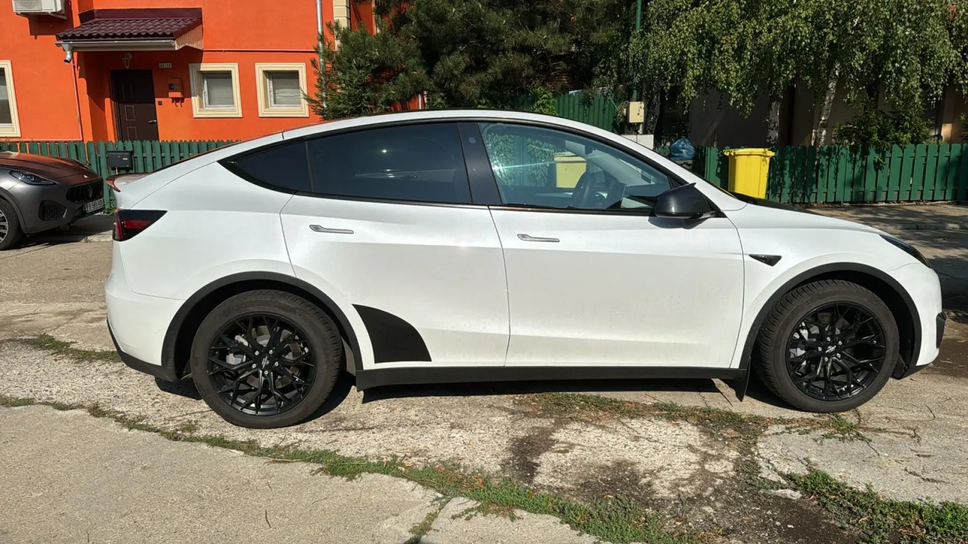 Tesla Model Y Long Range