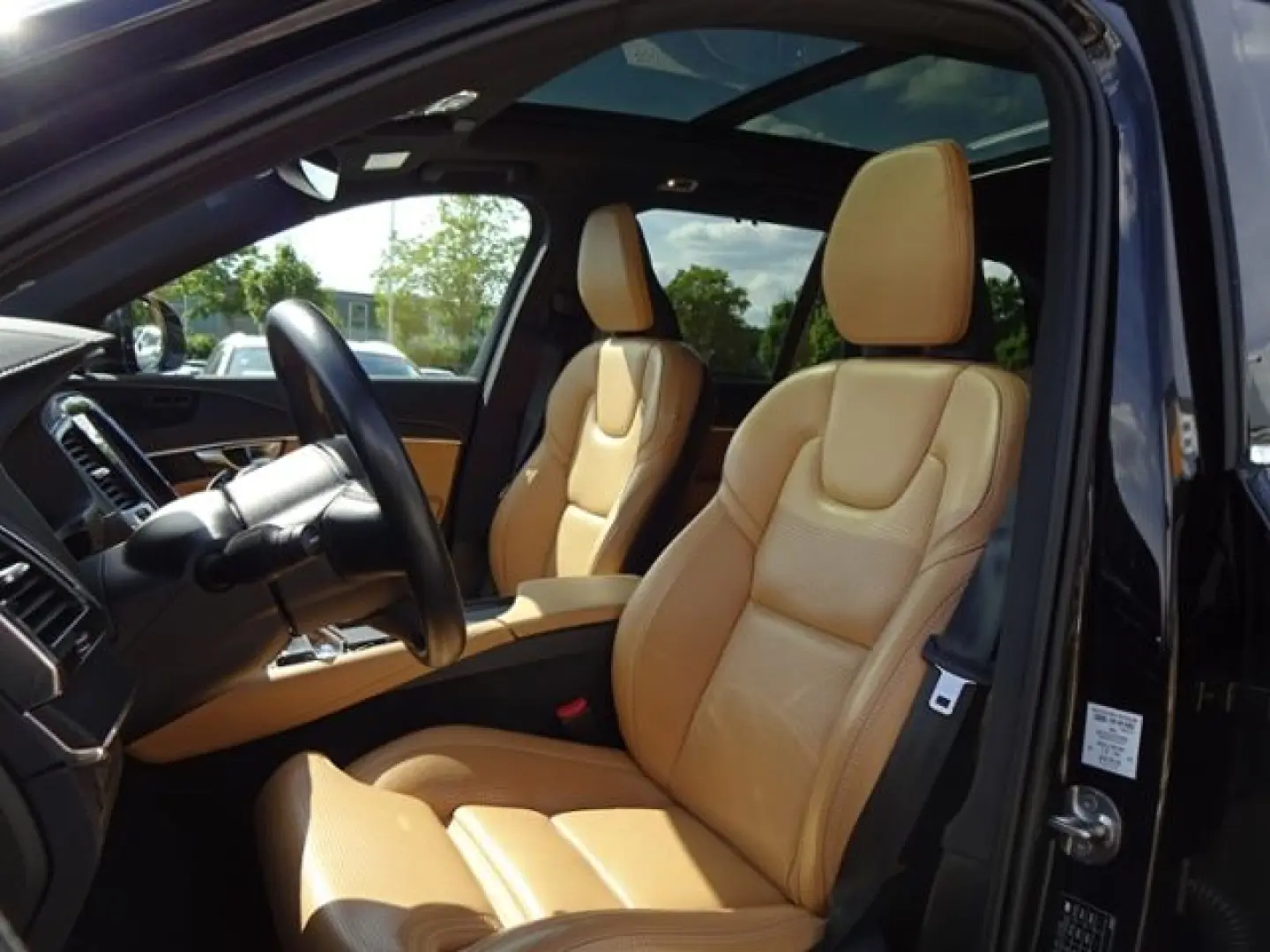 XC90 T8 Plus Bright Plug-In AHK Luftfw ACC HUD