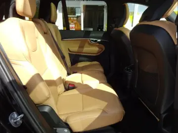 XC90 T8 Plus Bright Plug-In AHK Luftfw ACC HUD