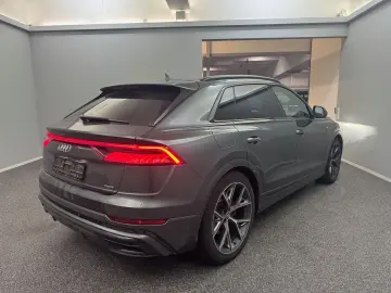 Audi Q8 50 TDI quattro