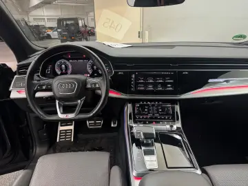 Audi Q8 50 TDI quattro