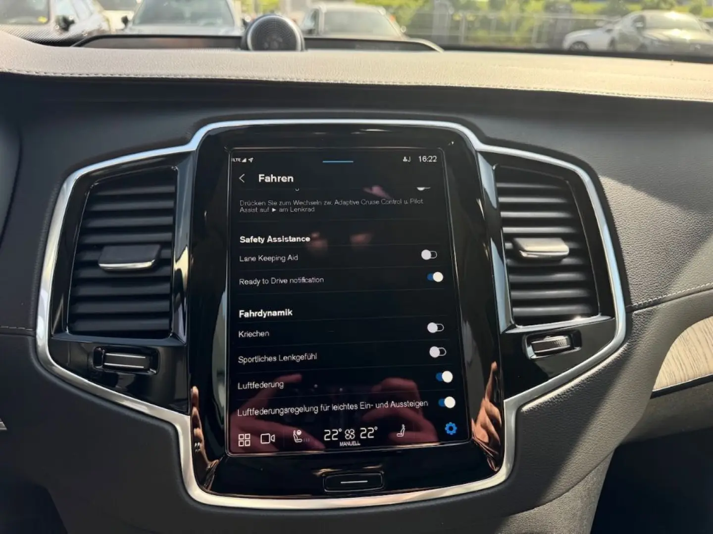 XC90 Ultimate Dark Recharge Plug-In Hybrid AWD T