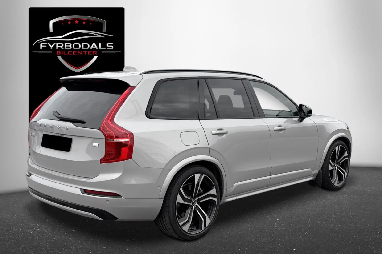 XC90 T8 AWD 456hp Plug-In ULT-Dark Recharge *VAT