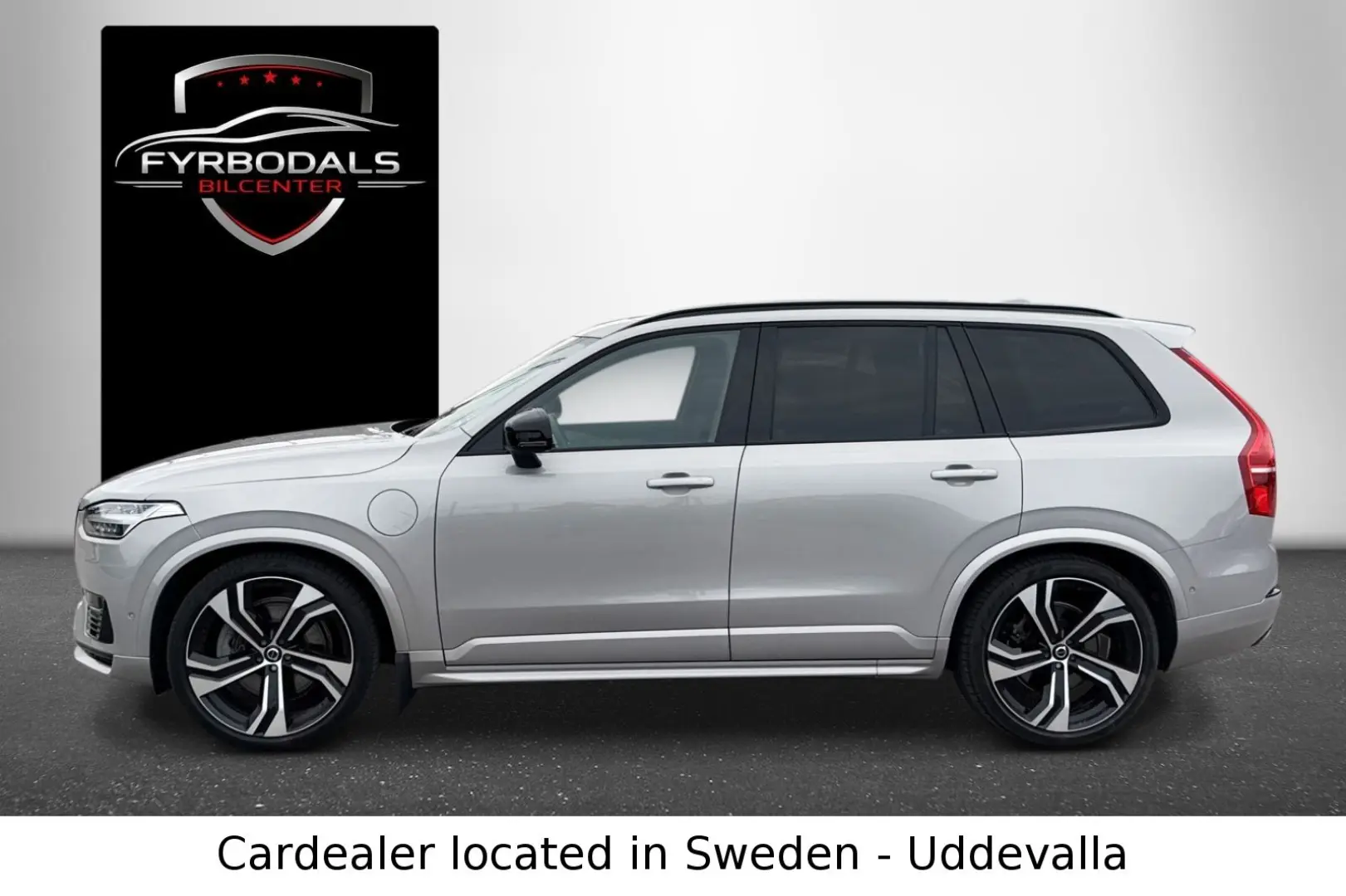 XC90 T8 AWD 456hp Plug-In ULT-Dark Recharge *VAT