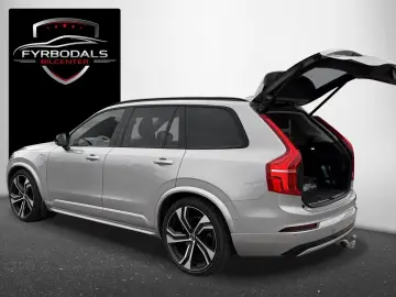 XC90 T8 AWD 456hp Plug-In ULT-Dark Recharge *VAT