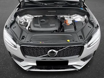XC90 T8 AWD 456hp Plug-In ULT-Dark Recharge *VAT