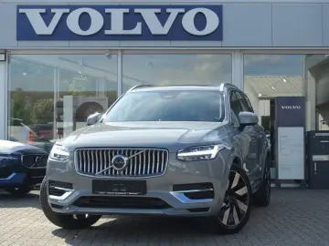 XC90 T8 AWD Plug-in Hybrid FourC HeadUp AHK B&W