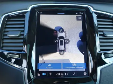 XC90 T8 AWD Plug-in Hybrid/FourC/HeadUp/AHK/B&W
