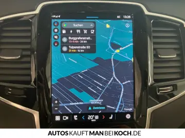 XC90 T8 AWD Plug-in Hybrid Ultra Dark