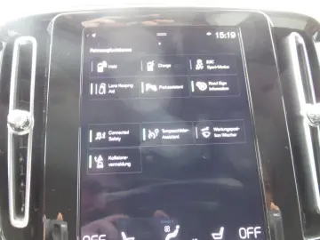XC40 Recharge T4 Inscription Expression Automati