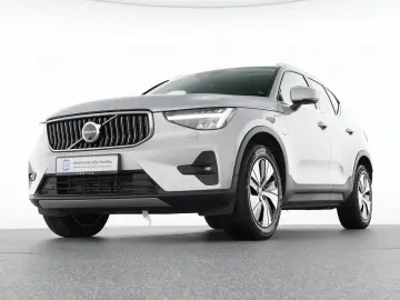 XC40 T4 Recharge Plus Bright 18