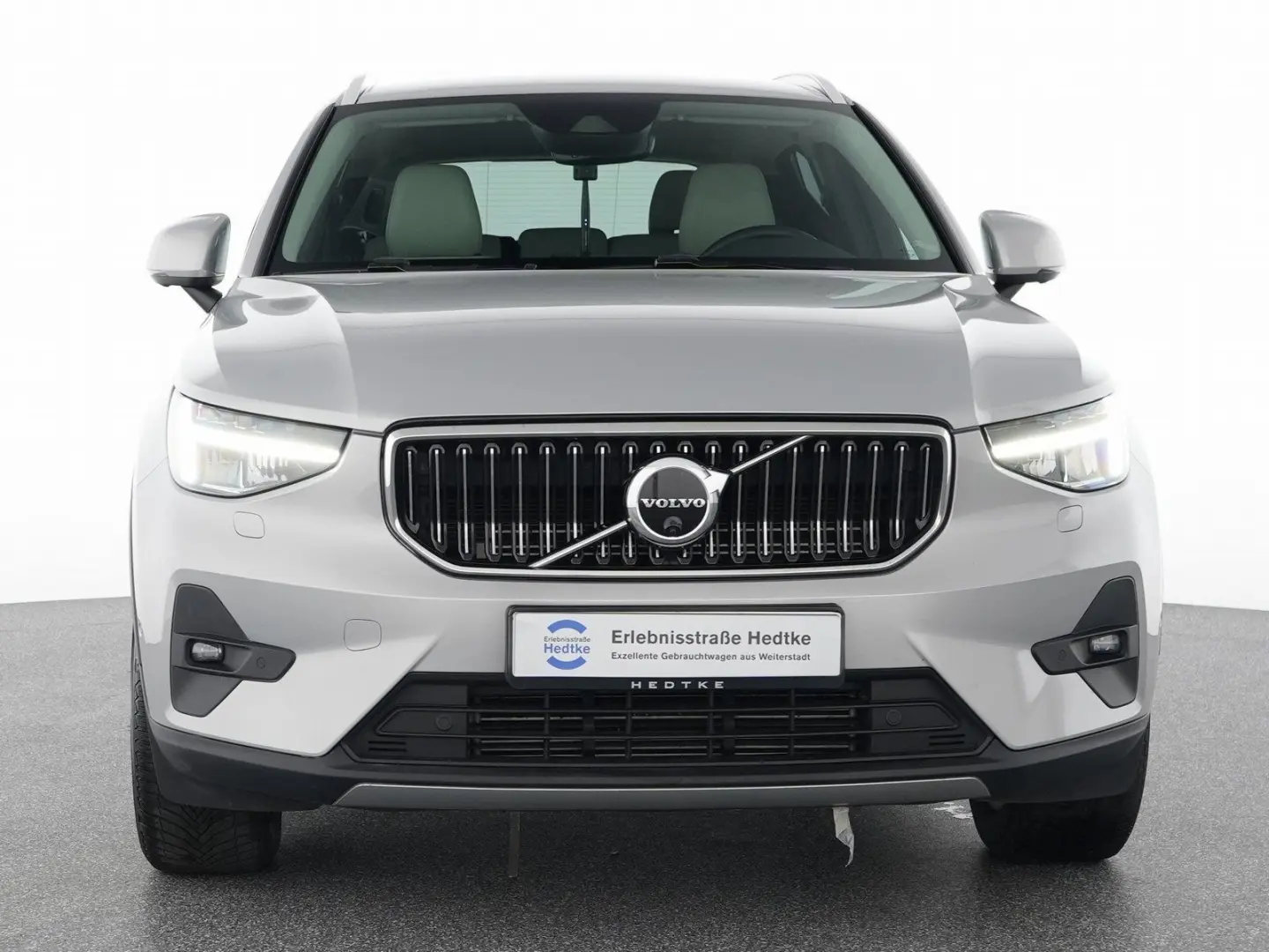 XC40 T4 Recharge Plus Bright 18