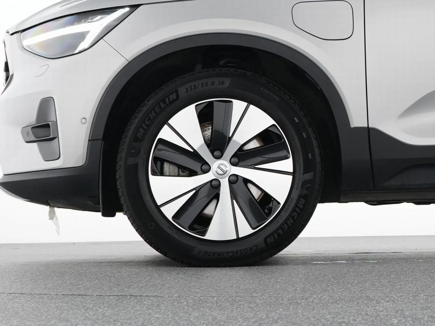 XC40 T4 Recharge Plus Bright 18