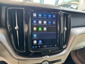 XC60 B4 D AWD Momentum-Pro Leder-Hell-Beige UA00