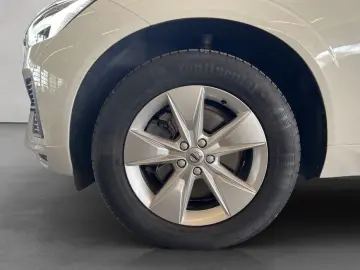 XC60 B4 D AWD Momentum-Pro Leder-Hell-Beige UA00
