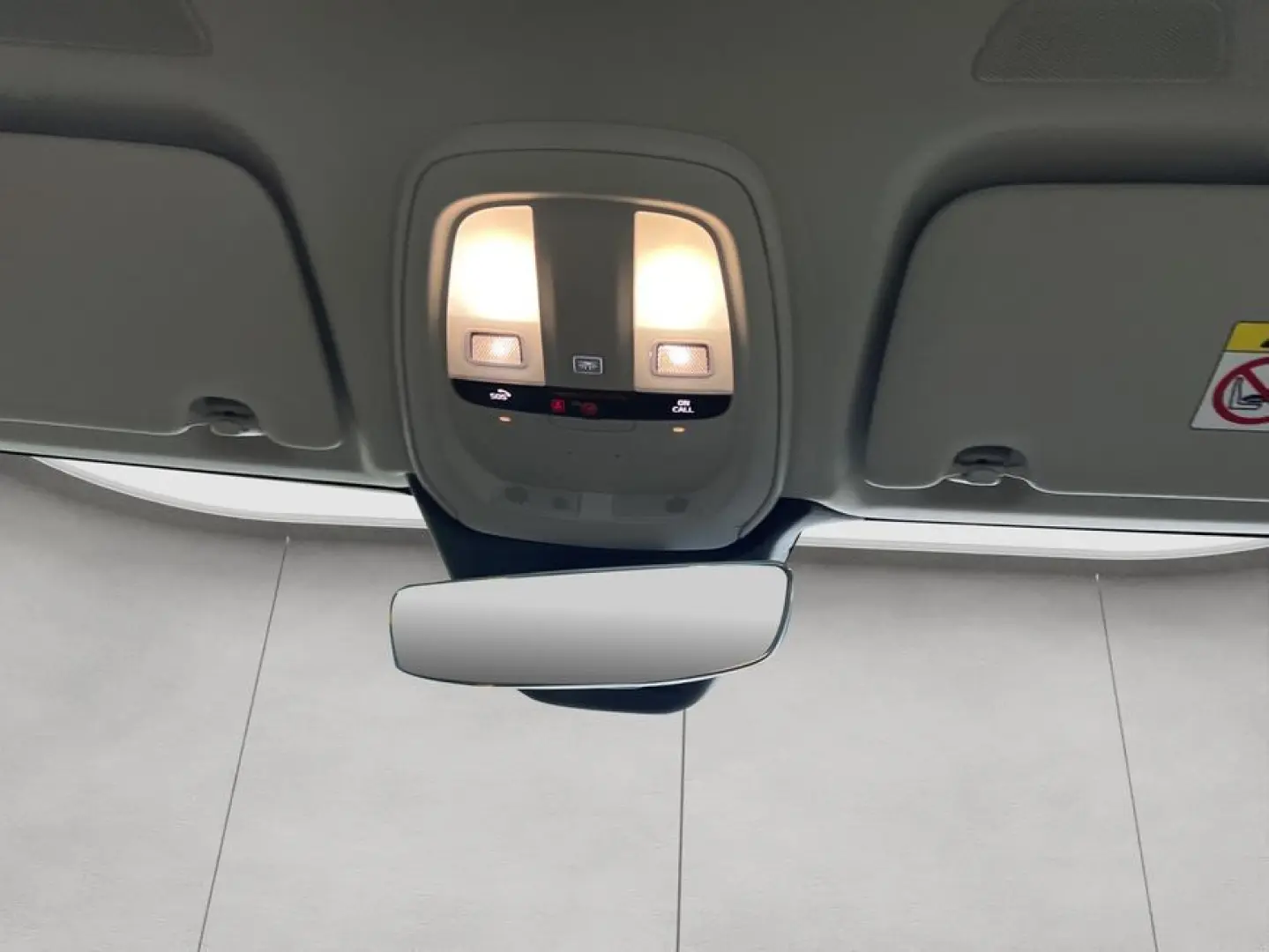XC60 B4 D AWD Momentum-Pro Leder-Hell-Beige UA00