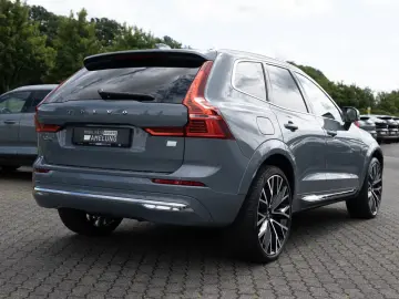 XC60 T6 Inscription Recharge AWD KAMERA LED PANO