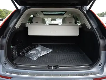 XC60 T6 Inscription Recharge AWD KAMERA LED PANO