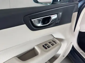XC60 T8 AWD Recharge Geartronic Inscription