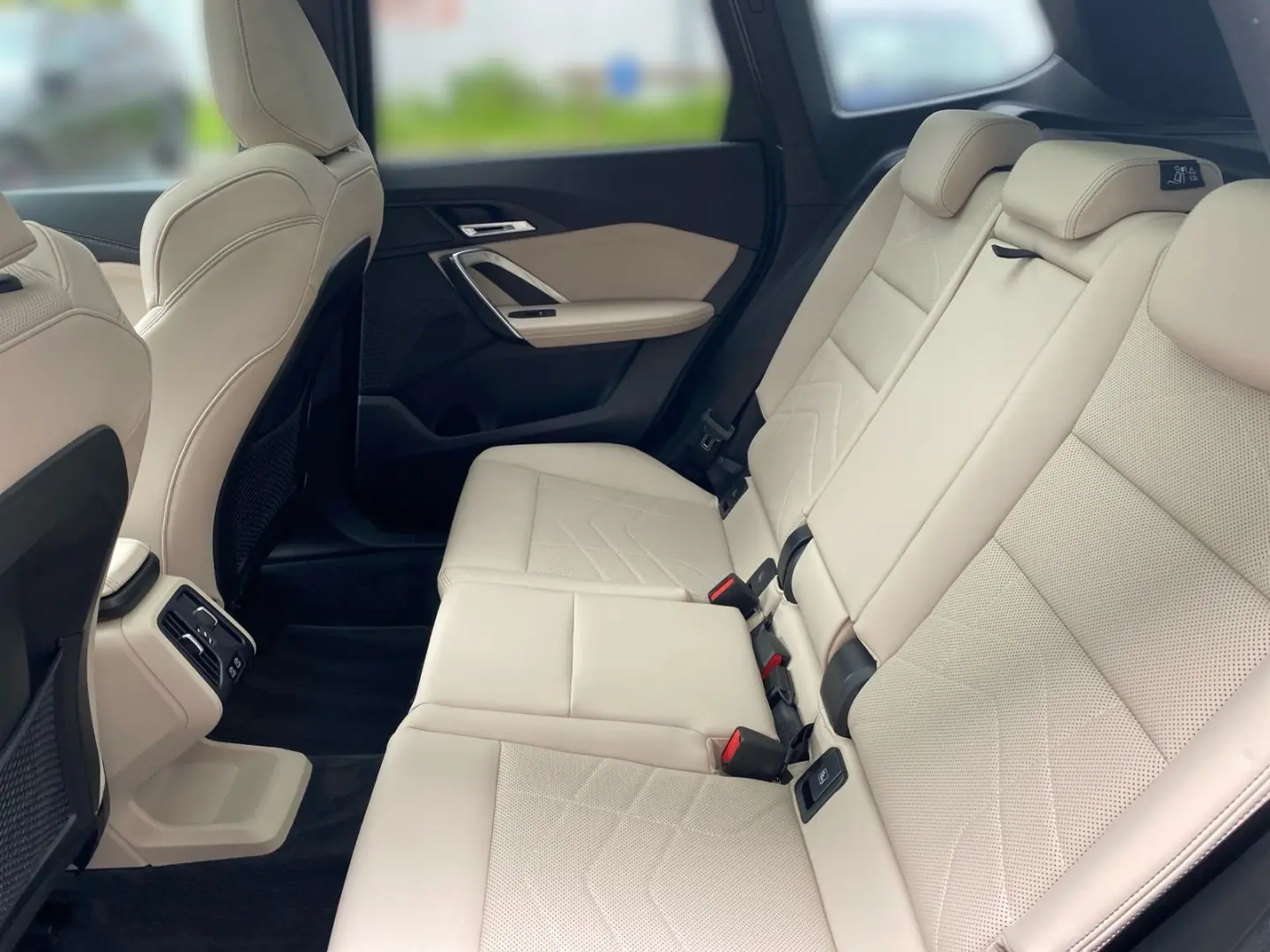 X1 xDrive20d M Sport DA PA+ HUD AHK Pano adLED