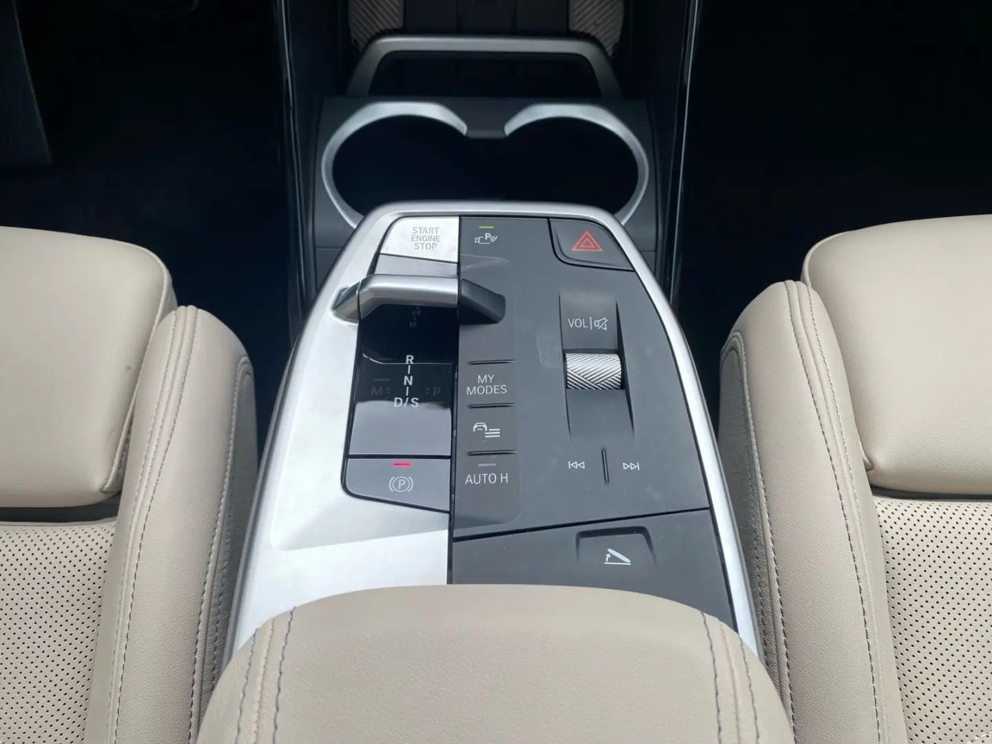 X1 xDrive20d M Sport DA PA+ HUD AHK Pano adLED