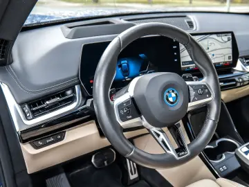 X1 xDrive30e M Sport LC Prof. Head-Up Pano LED h