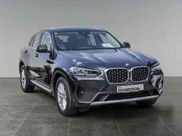 X4 XDrive20i SHZ Kamera DAB WLAN Ambientes Licht