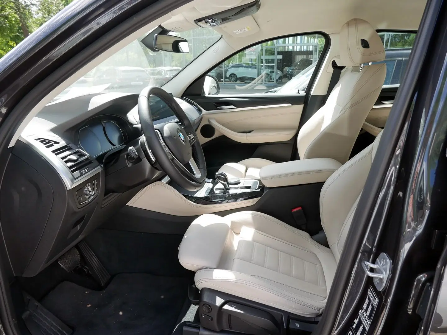 X4 XDrive20i SHZ Kamera DAB WLAN Ambientes Licht