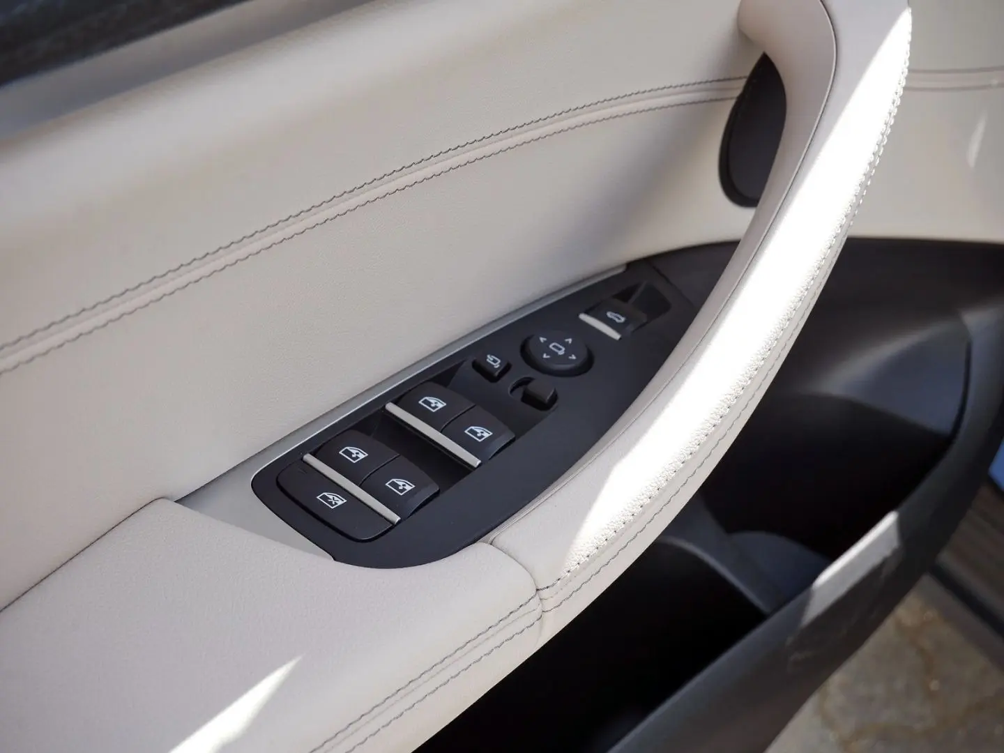 X4 XDrive20i SHZ Kamera DAB WLAN Ambientes Licht