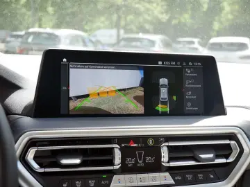 X4 XDrive20i SHZ Kamera DAB WLAN Ambientes Licht