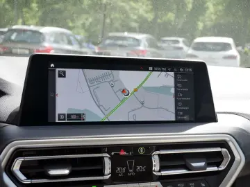 X4 XDrive20i SHZ Kamera DAB WLAN Ambientes Licht