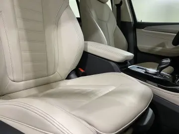 X4 xDrive30d DA PA RFK HiFi Laser DAB eSitze WLA