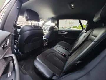 Audi Q8 3.0 50 TDI quattro Tiptronic MHEV
