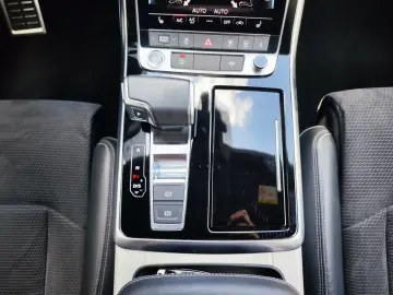 Audi Q8 3.0 50 TDI quattro Tiptronic MHEV