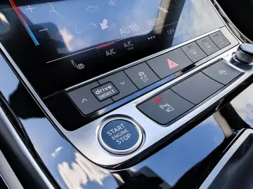 Audi Q8 3.0 50 TDI quattro Tiptronic MHEV