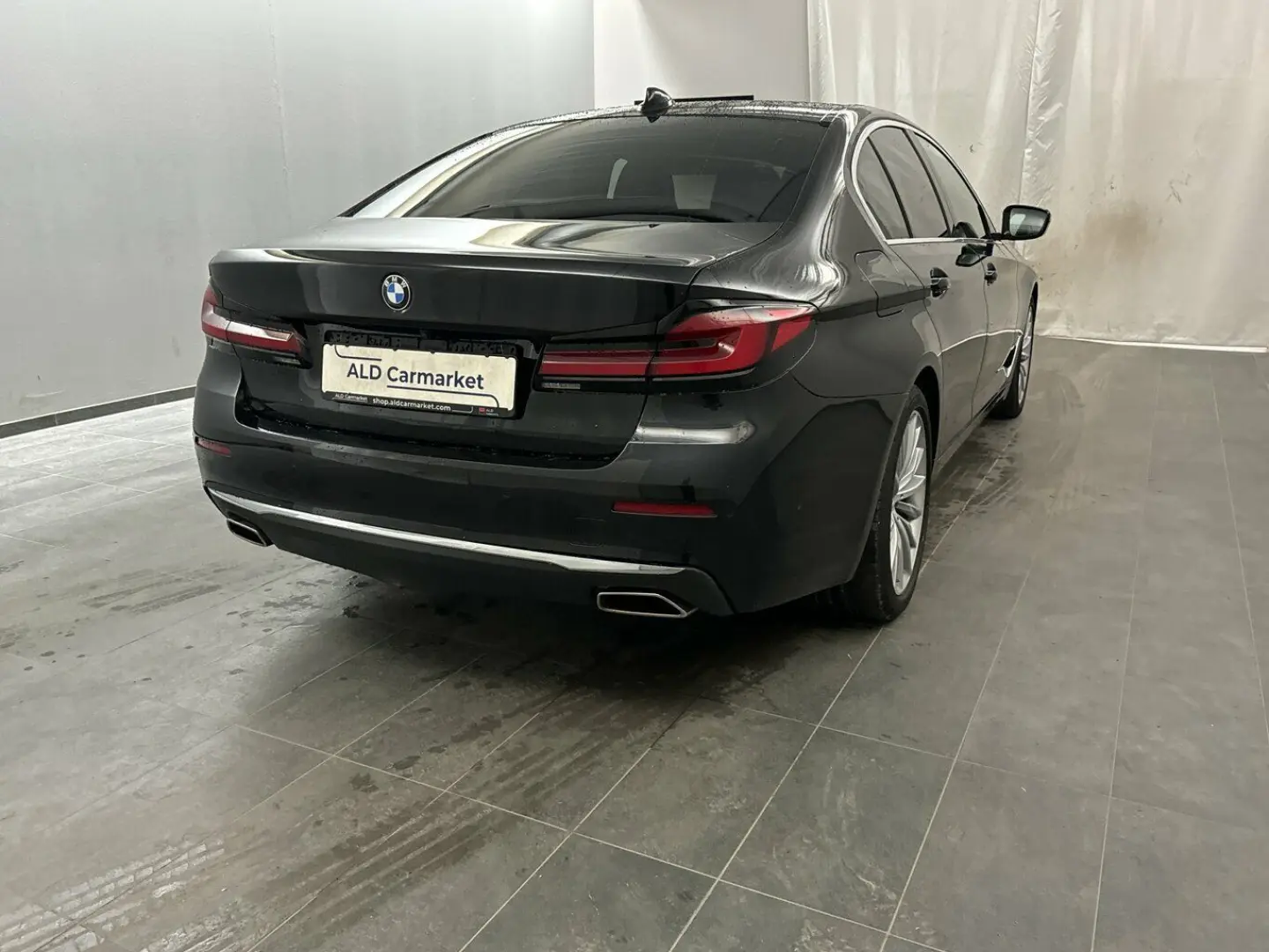 540i xDrive Aut. Luxury Line Limousine, 4-türig,