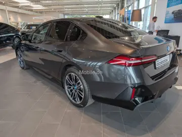 550e xDrive Komfortsitze Panorama Klimaaut.