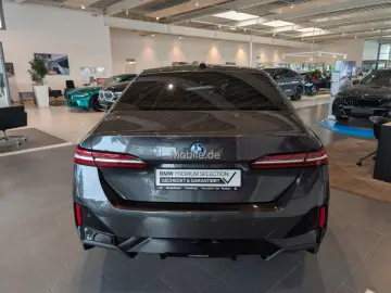 550e xDrive Komfortsitze Panorama Klimaaut.