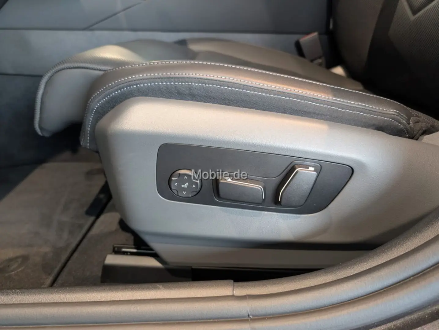 550e xDrive Komfortsitze Panorama Klimaaut.