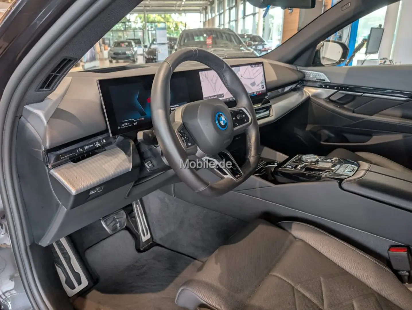 550e xDrive Komfortsitze Panorama Klimaaut.