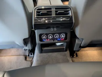 550e xDrive Komfortsitze Panorama Klimaaut.