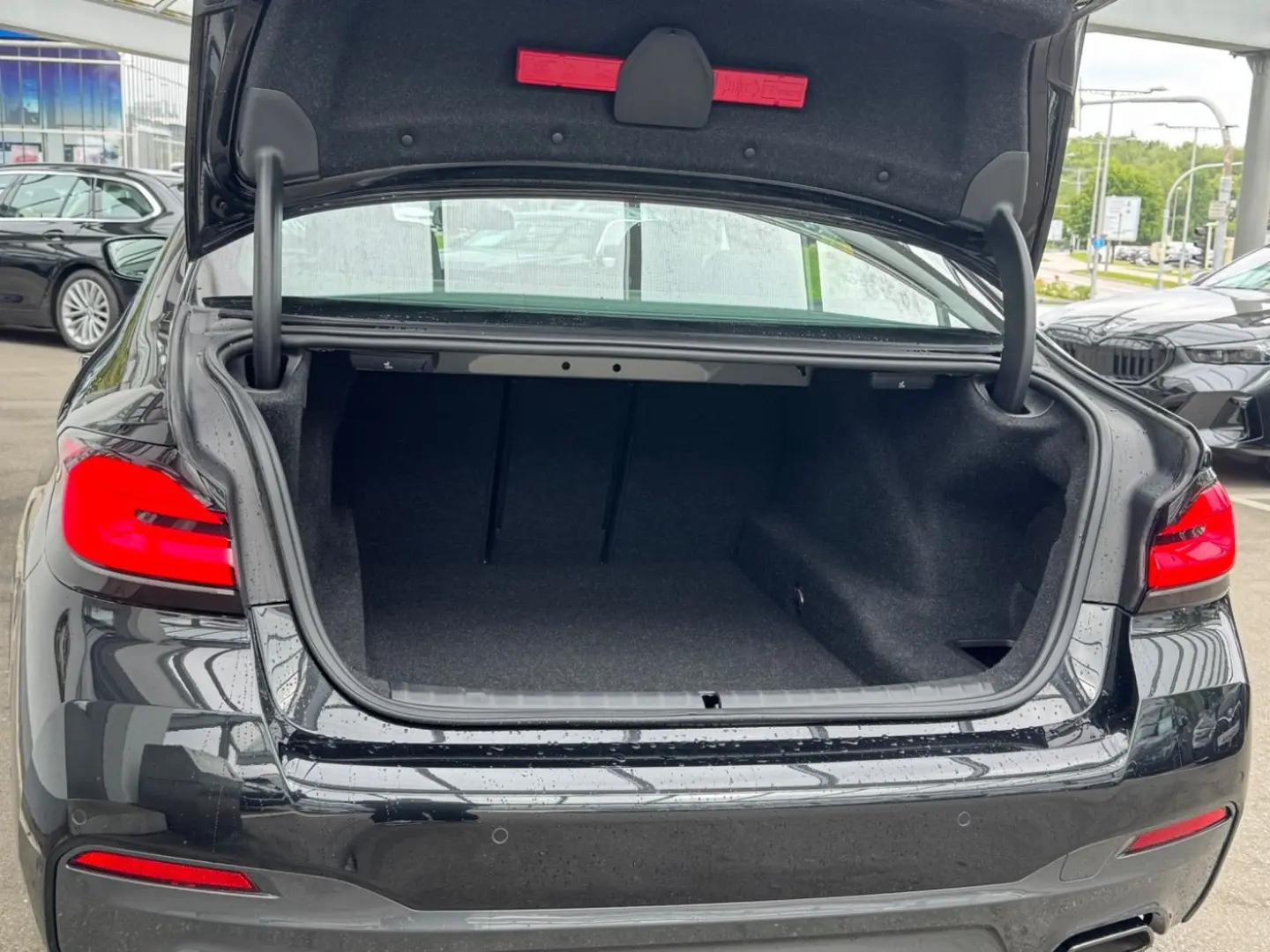 540i xDrive Lim. M-Sport AHK/HUD 2 JAHRE GARANTI