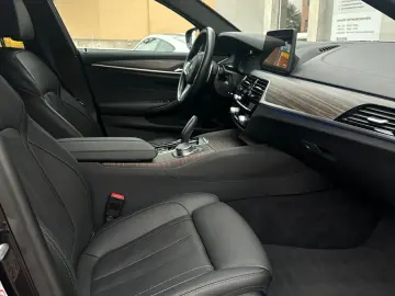 540i xDrive M Sport Sitzbelü. DAProf PA HUD Lase