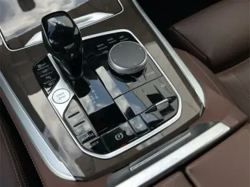 X5 xDrive 45e M-Sport AHK HUD LCProf HiFi