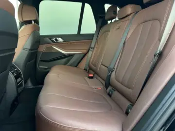X5 xDrive 45e M-Sport AHK HUD LCProf HiFi