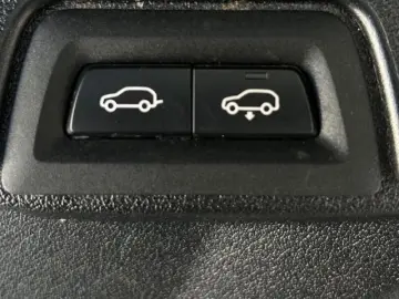 X5 xDrive 45e M-Sport AHK HUD LCProf HiFi