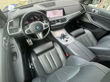 X5xDr30d M SPORT PANO+STNDH+HUD+ACC+360+LASER+21