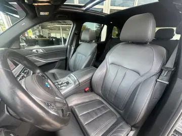 X5xDr30d M SPORT PANO+STNDH+HUD+ACC+360+LASER+21